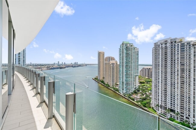 Building Photo - 300 Biscayne Blvd
