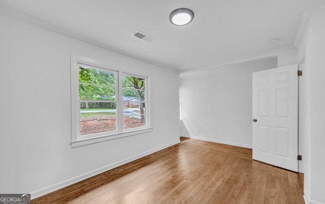 Building Photo - 5506 Alder Dr