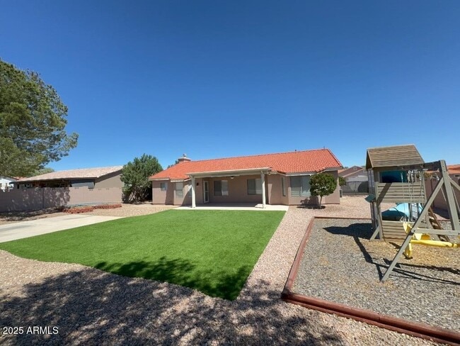 Building Photo - 3876 Camino del Vara