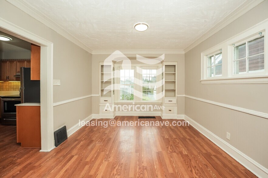 Building Photo - 10909 Park Heights Ave