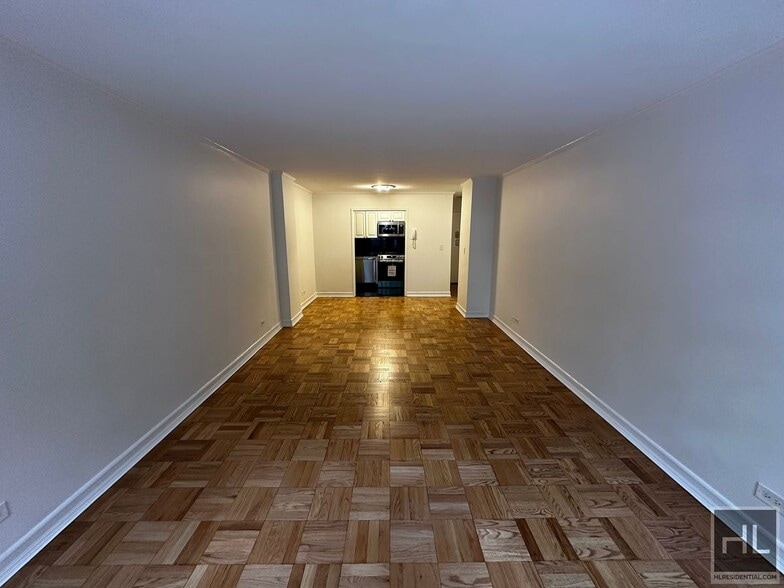 Primary Photo - EAST 63 STREET