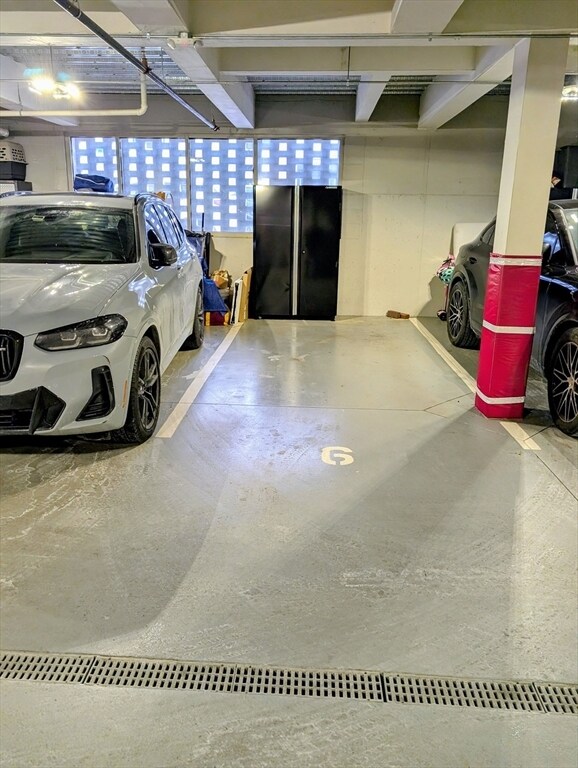 Building Photo - 537 E 2nd St