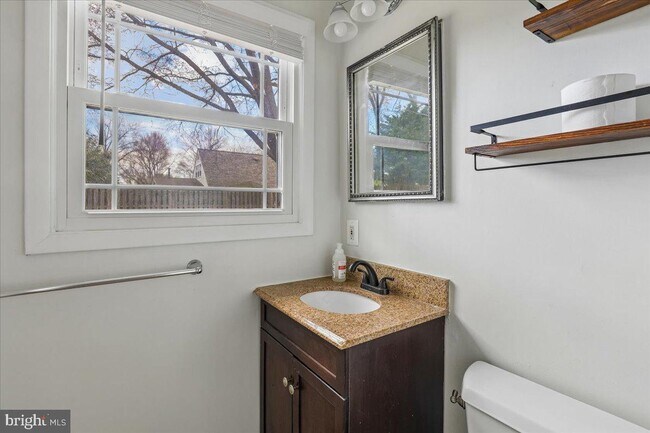 Building Photo - 13228 Pleasantview Ln