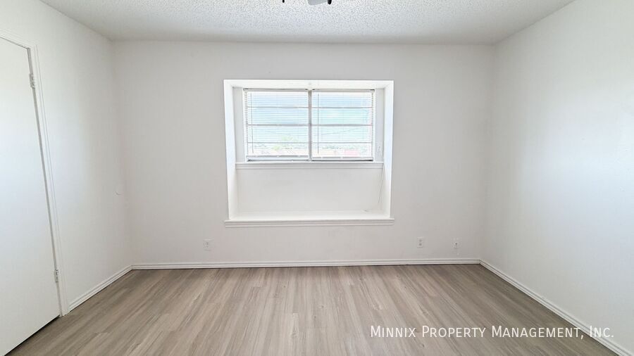 Building Photo - 2101 51st St