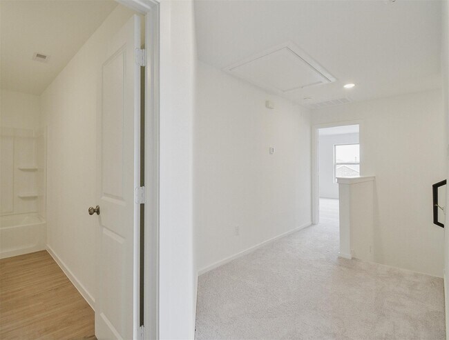 Building Photo - 18566 Cepagatti Dr