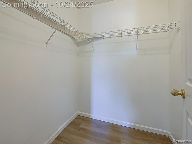 Building Photo - 8208 Chesapeake Cir