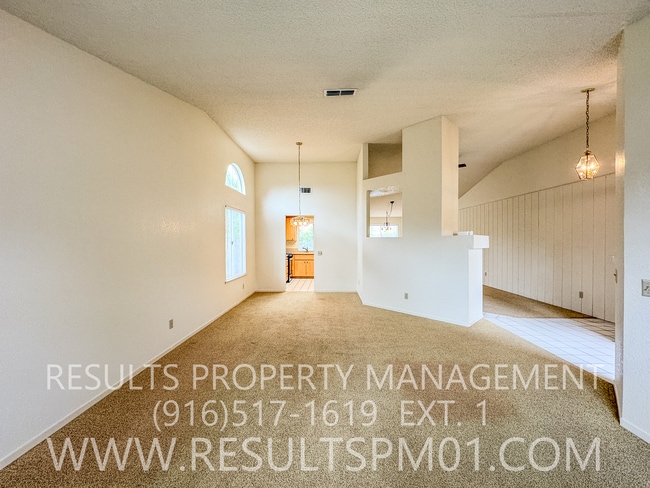 Building Photo - Lovely Stanford Ranch 3 Bedroom!!