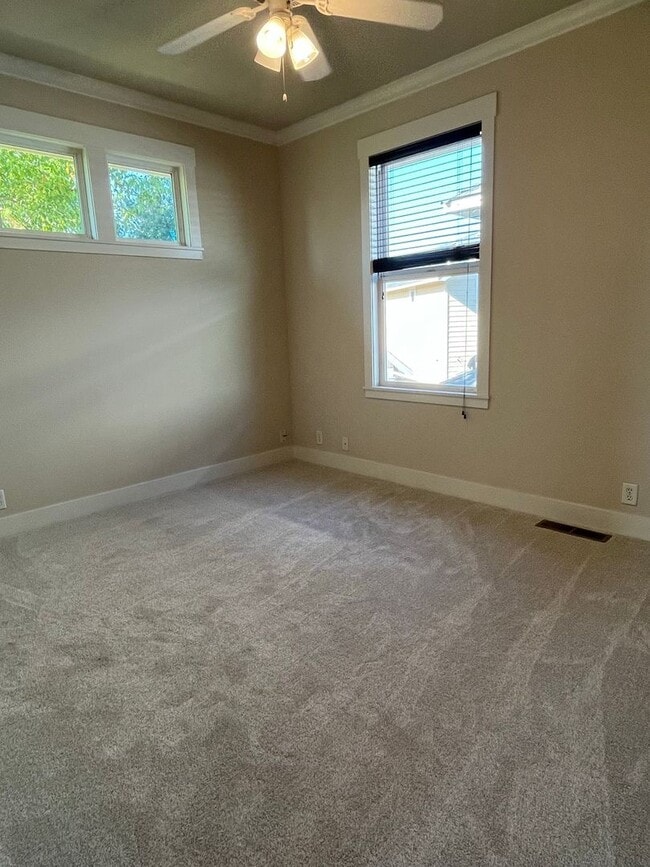 Building Photo - 2477 Switzerland Ln