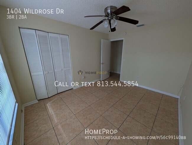 Building Photo - 1404 Wildrose Dr