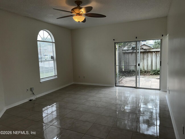 Building Photo - 6160 Chambore Ct