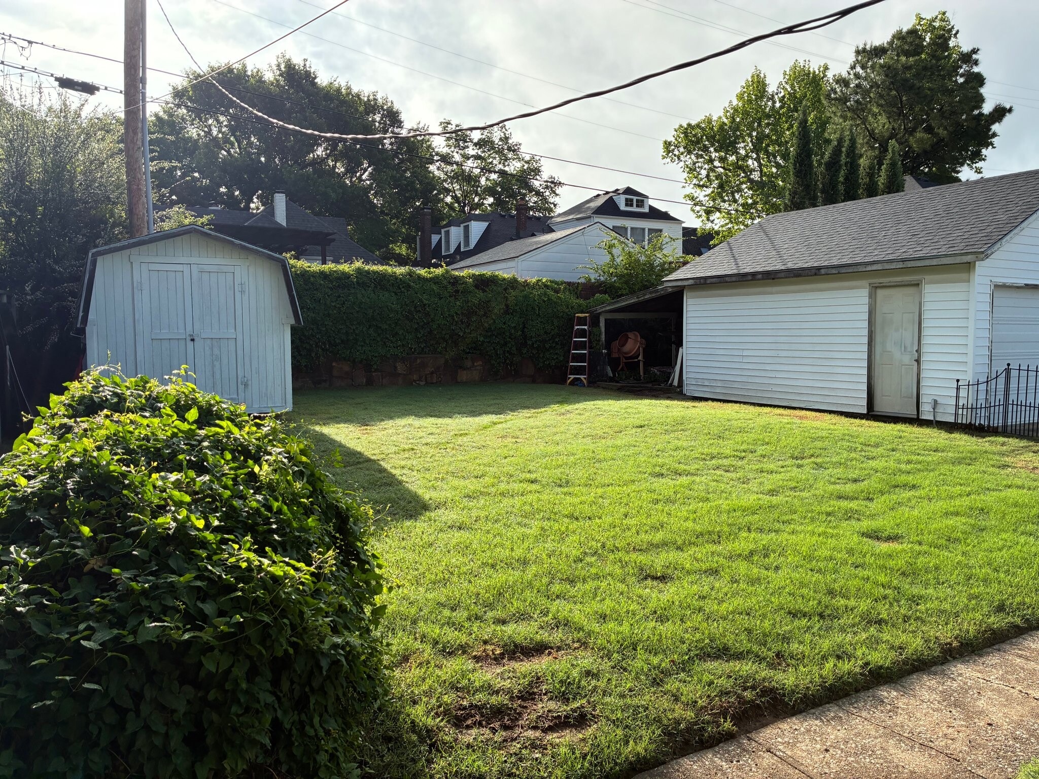 Building Photo - 1715 S College Ave