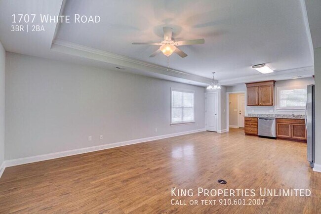 Building Photo - 1707 White Rd