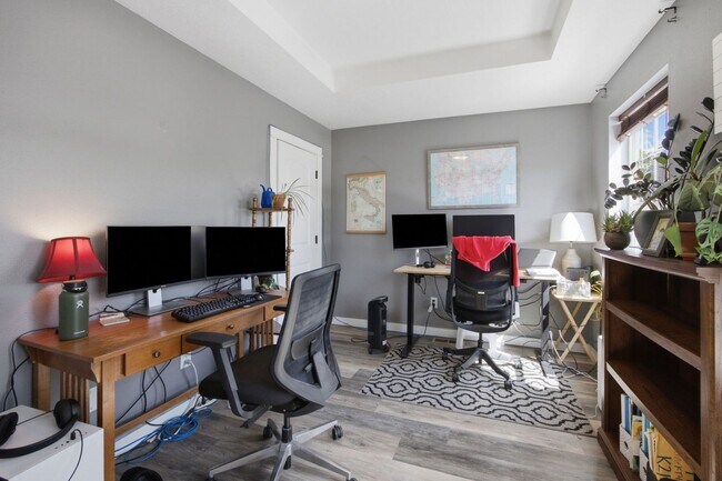 Building Photo - Two Bedroom Condominium located in Central Missoula