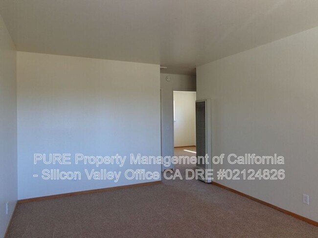Building Photo - 508 Caledonia St