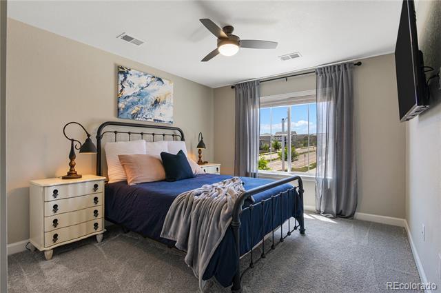 Building Photo - 9187 Swan River St