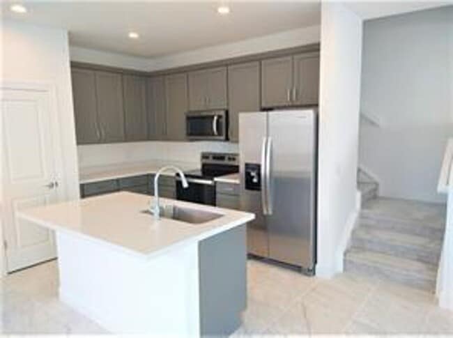 Building Photo - 1851 Sandpiper Pointe Pl