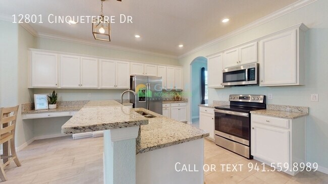 Building Photo - 12801 Cinqueterre Dr