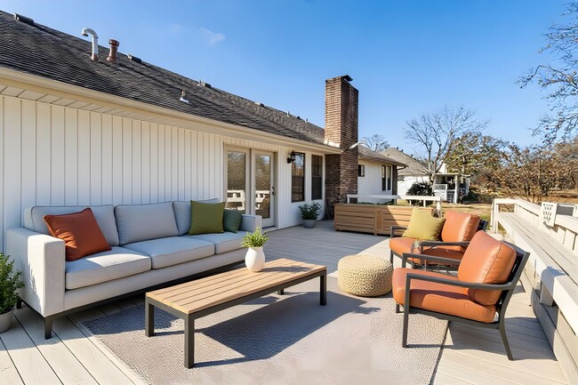 Building Photo - Beautiful 3 Bed / 2 Bath Home in Fort Smith (0.73 Acre Lot)