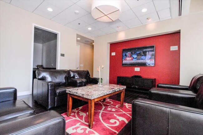 Building Photo - 356 Third Street-SI ID1049769P