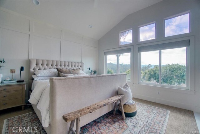 Building Photo - 13 Bernay