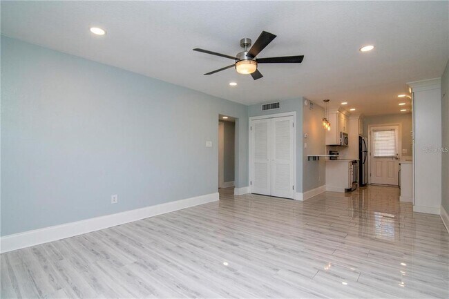 Building Photo - 208 Danube Ave