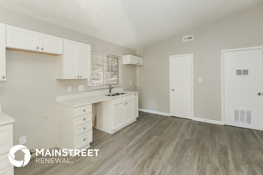 Building Photo - 9224 Raven Dr