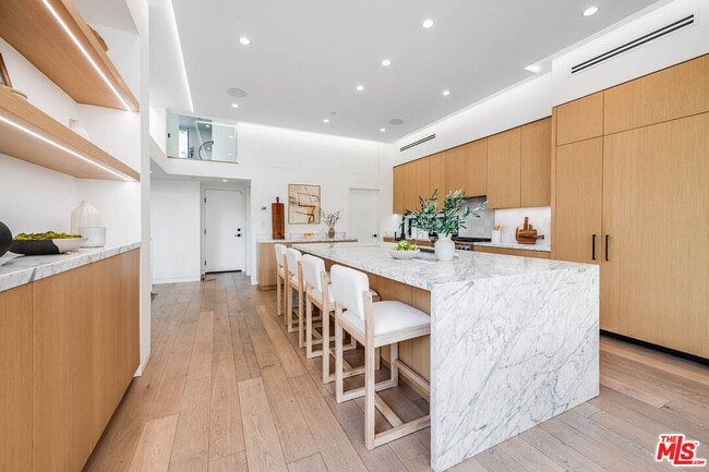 Building Photo - 1620 Electric Ave