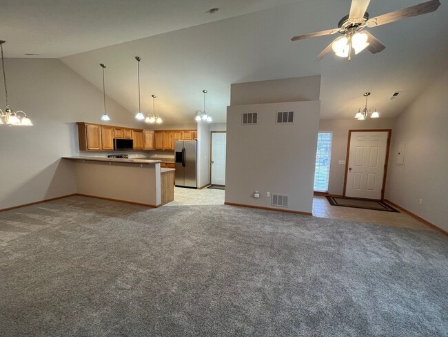 Building Photo - 8528 Flintlock Cir