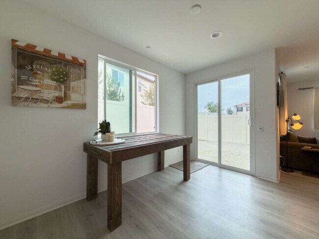 Building Photo - Spacious 4-Bed, 3-Bath Retreat on Malalenca Road in the Harvest Subdivision!