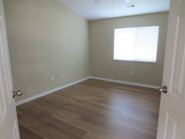 Building Photo - 34 Rio Grande Cir