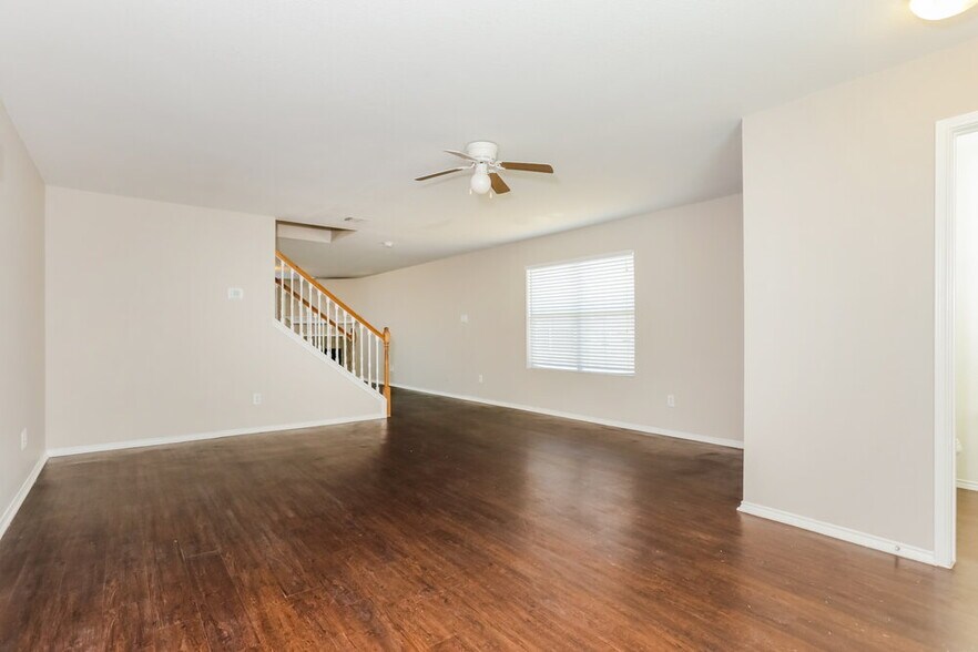 Building Photo - 8532 Shallow Creek Dr