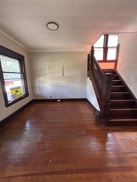 Building Photo - 3344 W 44th St