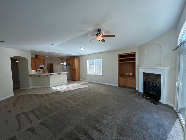 Building Photo - 2753 Stephen Pl