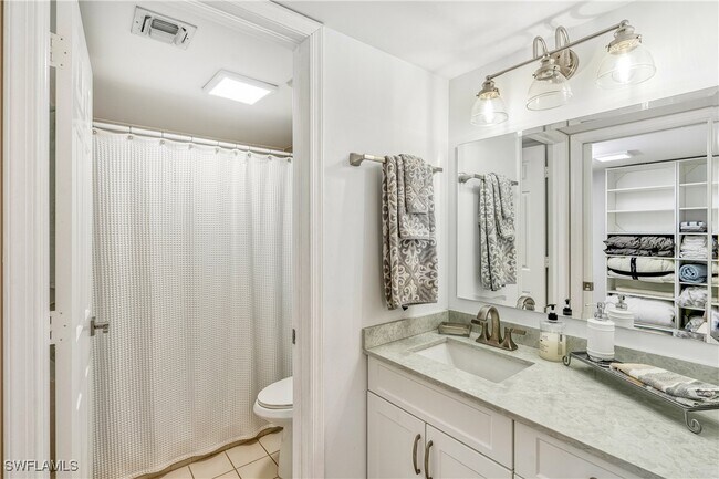 Building Photo - 3001 Sandpiper Bay Cir