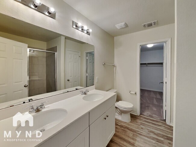 Building Photo - 113 Kildeer Pass