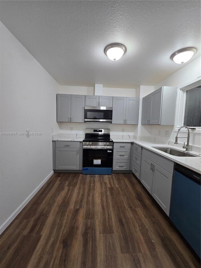 Building Photo - 423 N Lane St