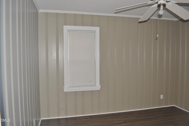 Building Photo - 527 S 3rd St