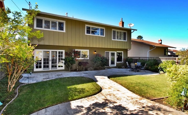 Building Photo - Beautiful 4 Bedroom Home Near Sweeney Ridge Trail