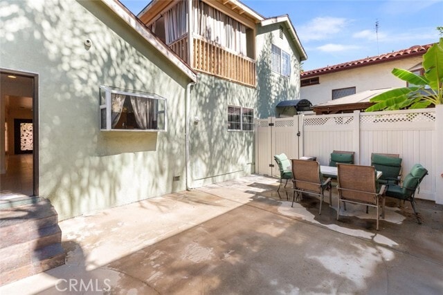 Building Photo - 13936 Magnolia Blvd