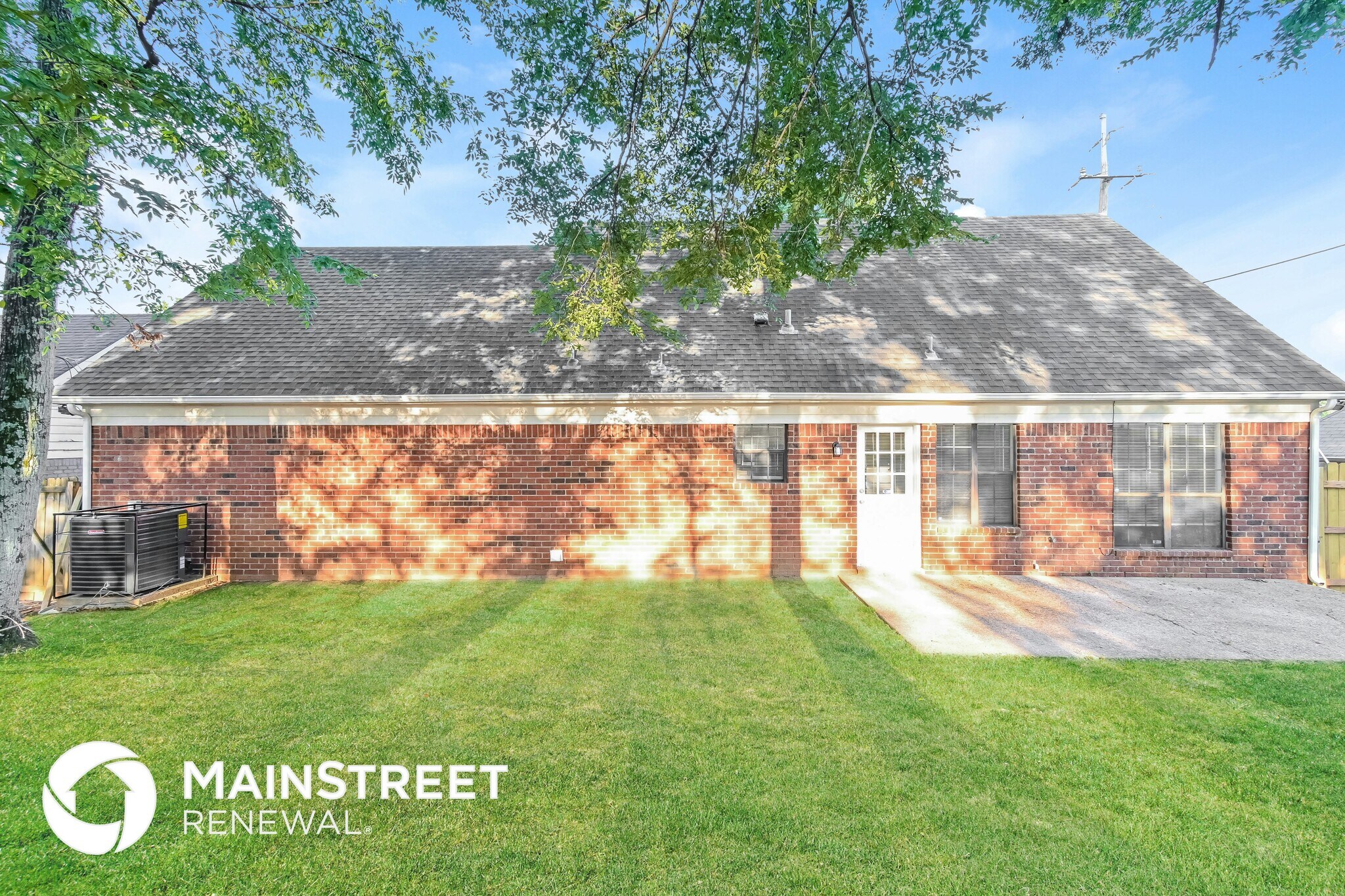 Building Photo - 5486 Harvey Pointe Ln