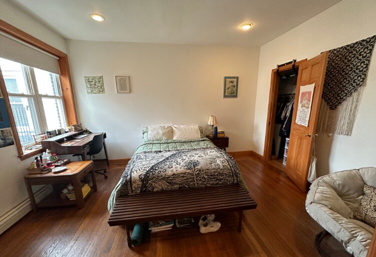 Building Photo - 25 Gibbs St