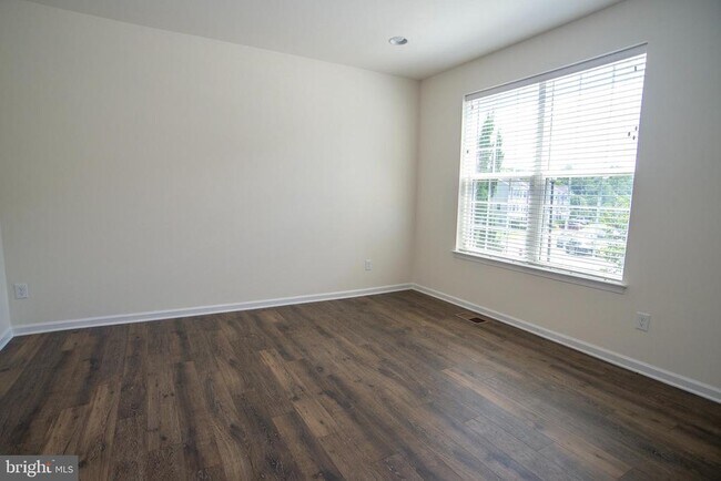 Building Photo - 1600 Hudgins Farm Cir