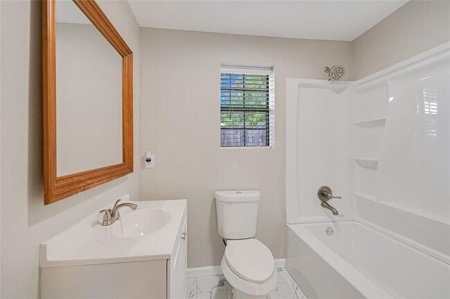 Building Photo - 1709 Clifford Ave