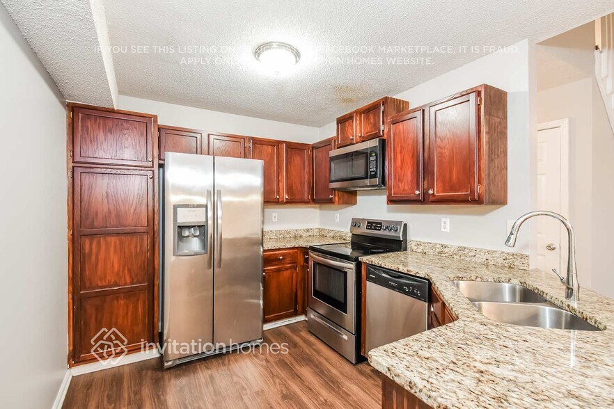 Building Photo - 102 Hillcrest Dr