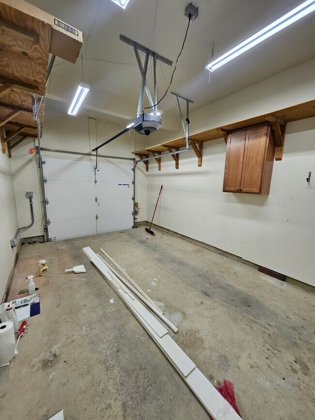 Building Photo - 14110 Shelby Cir