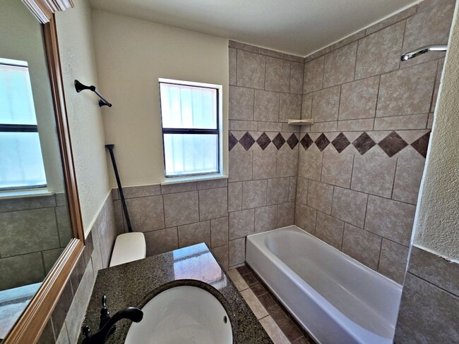 Building Photo - 3219 Mountain Ridge Dr