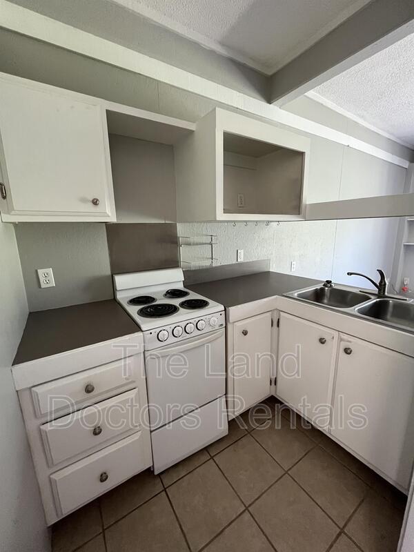 Building Photo - 11658 CR 3586