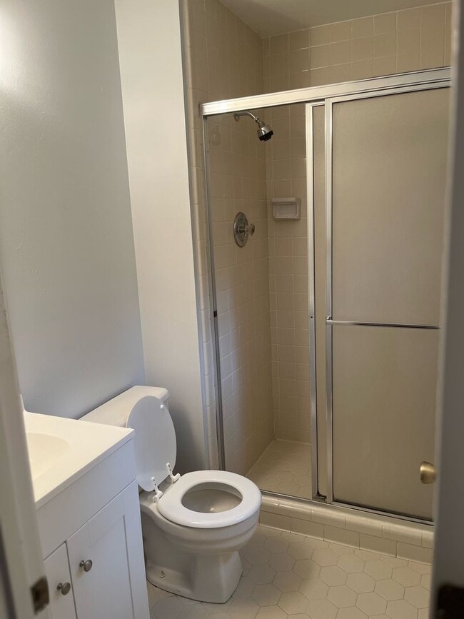 Building Photo - Brookstone Home Available for Pre-Leasing