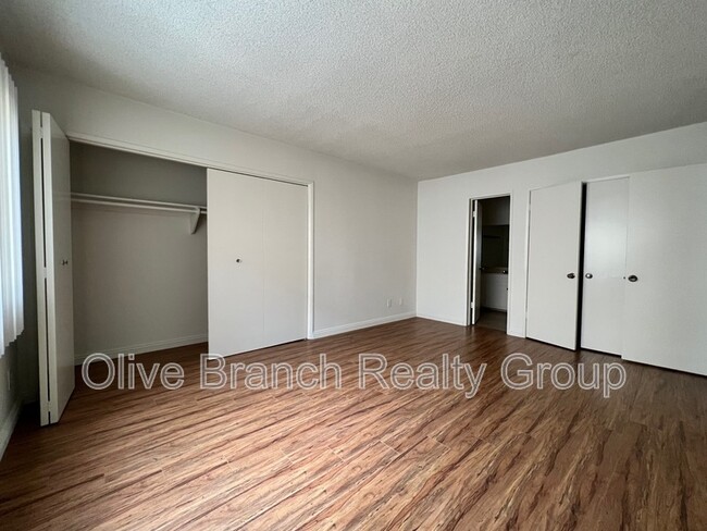Building Photo - 8161 Manitoba St