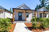 Building Photo - 7919 NE 32nd St